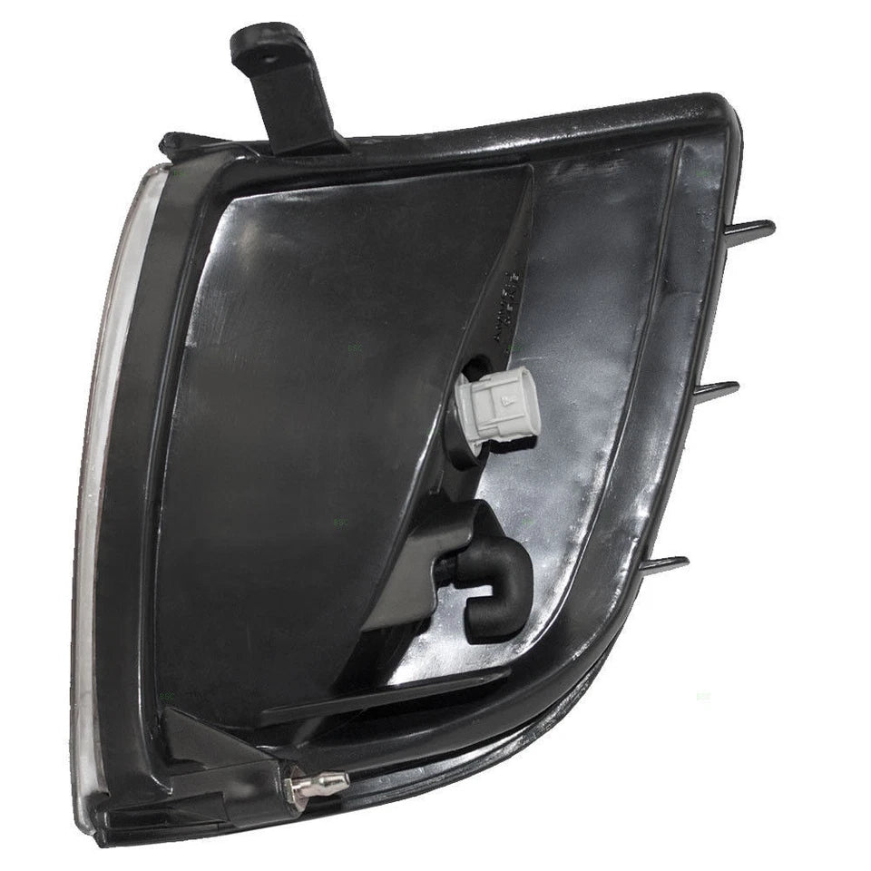 TOYOTA 4RUNNER 99-02 - RT Parklamp assy (includes marker lamp)